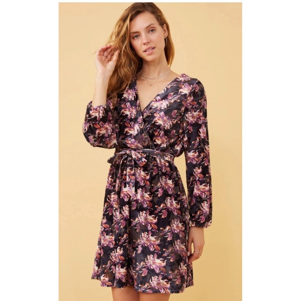 Hayden LA Burnout Velvet Floral Wrap Dress Large NWT Purple Black Belted V-neck